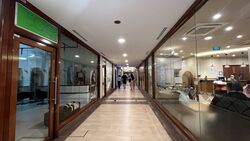 Burlington Square (D7), Retail #481770511